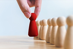 PA真人国际国际：技术驱动配置全球化人才